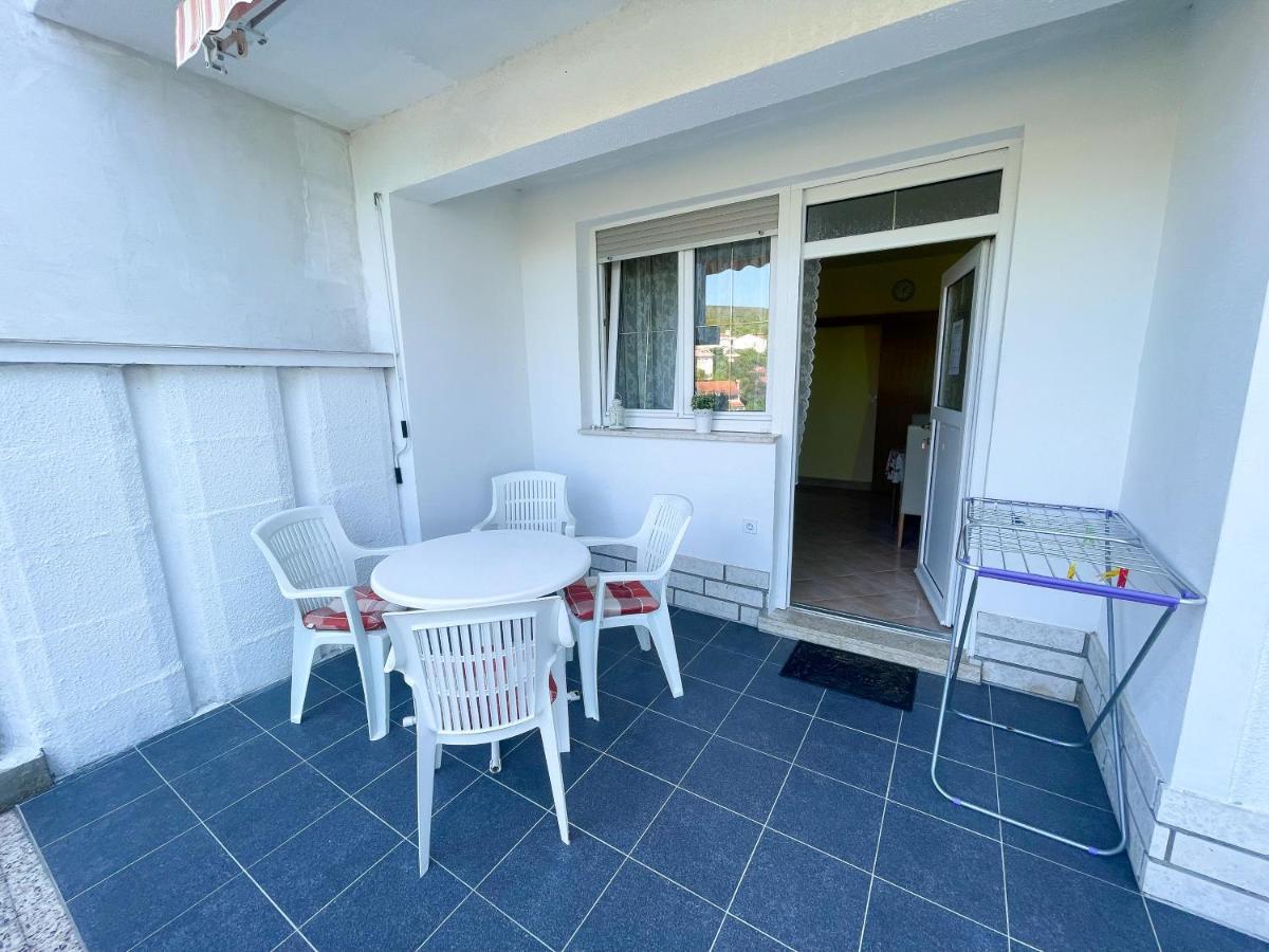 Apartmani Combaj Ядраново Екстер'єр фото