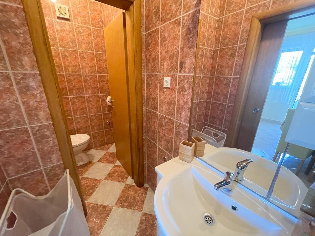 Apartmani Combaj Ядраново Екстер'єр фото